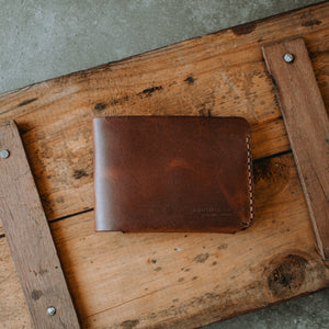 The Bifold Wallet - Amber